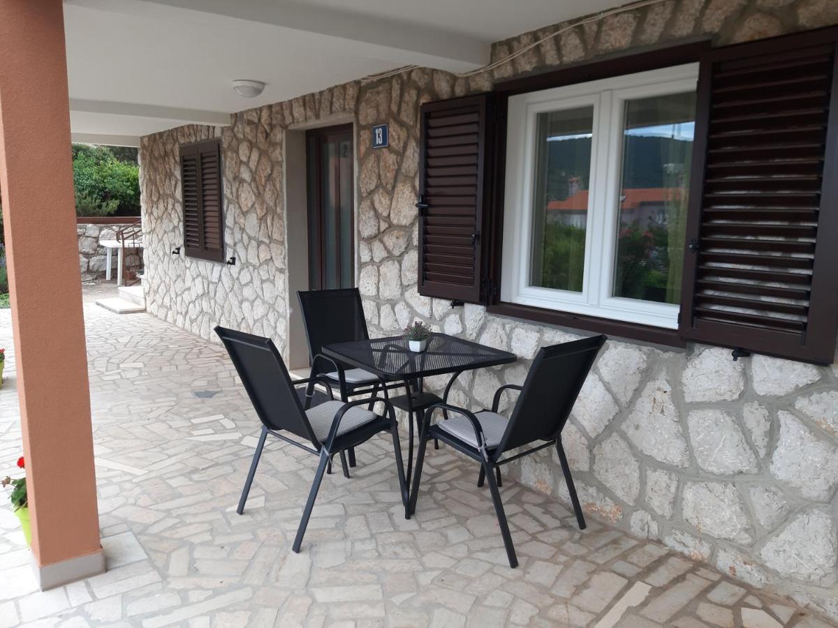 Apartmani Ana Cres Exteriör bild