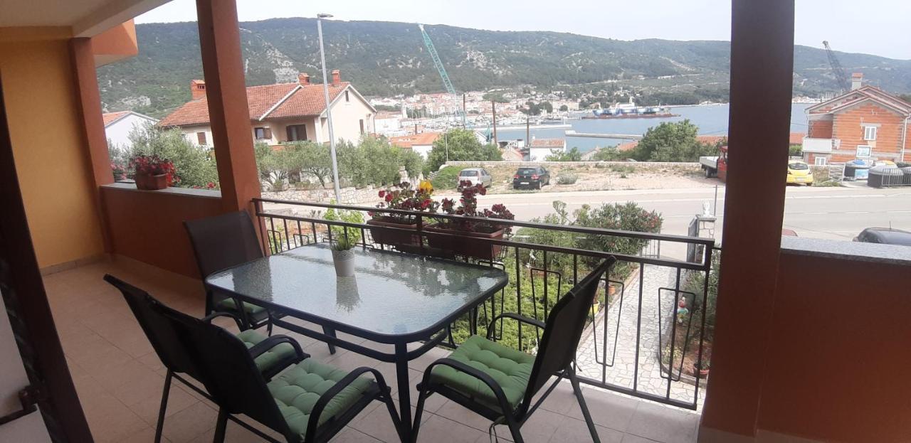 Apartmani Ana Cres Exteriör bild